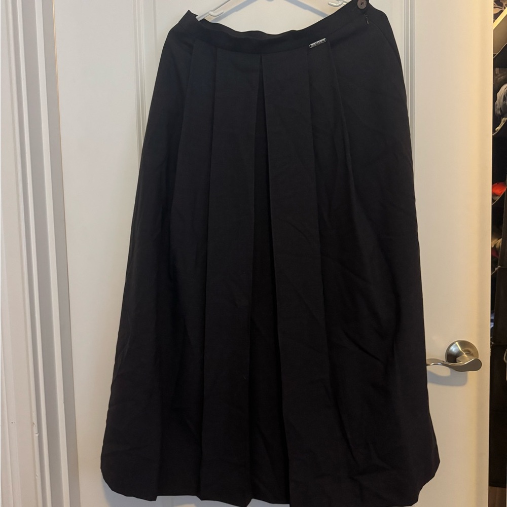 Geiger Dark Grey Pleated Skirt
